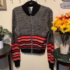 BDG Sweater Jacket w/Zipper Front. Great Condition. Size Large.